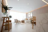 Royal Palms Mijas, La Cala de Mijas: spacious living room with dining table